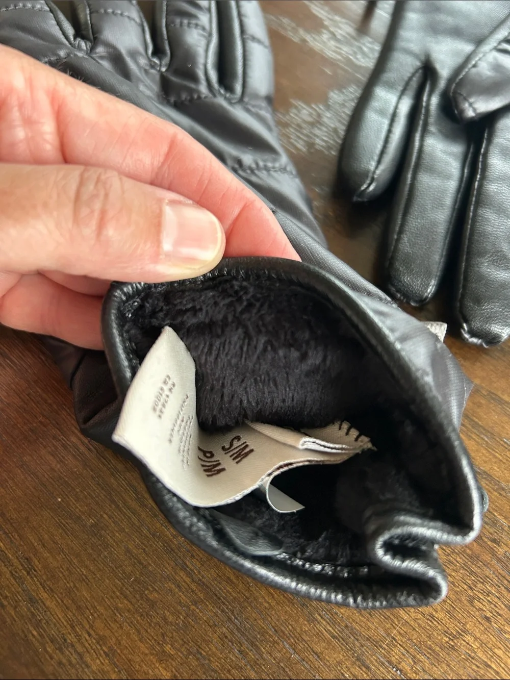 UGG Metallic Gunmetal Quilted Gloves NWOT